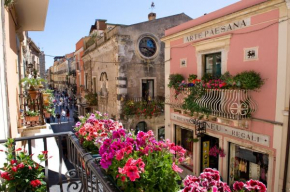 apartment Antonietta ( in the heart of Taormina ). Taormina